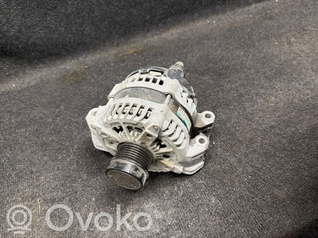 Jeep Grand Cherokee WL Alternador 