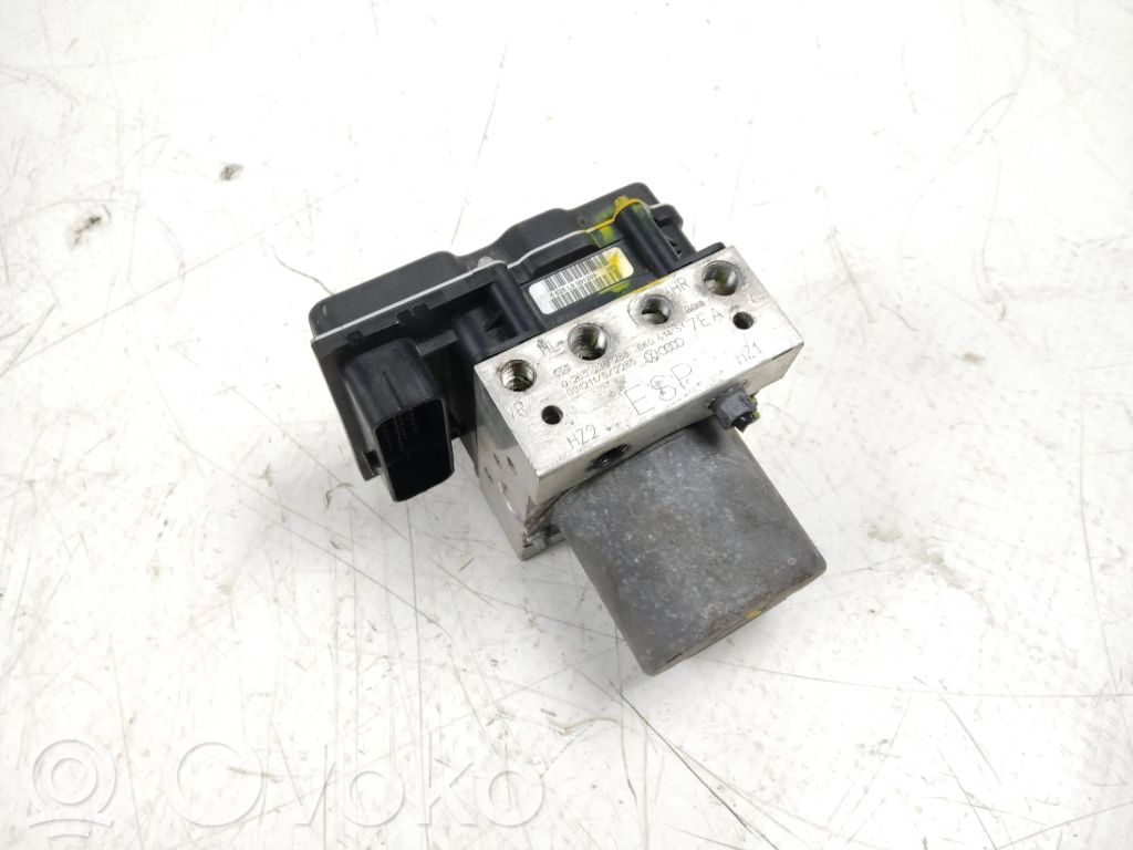 Audi A4 S4 B8 8K ABS Pump 