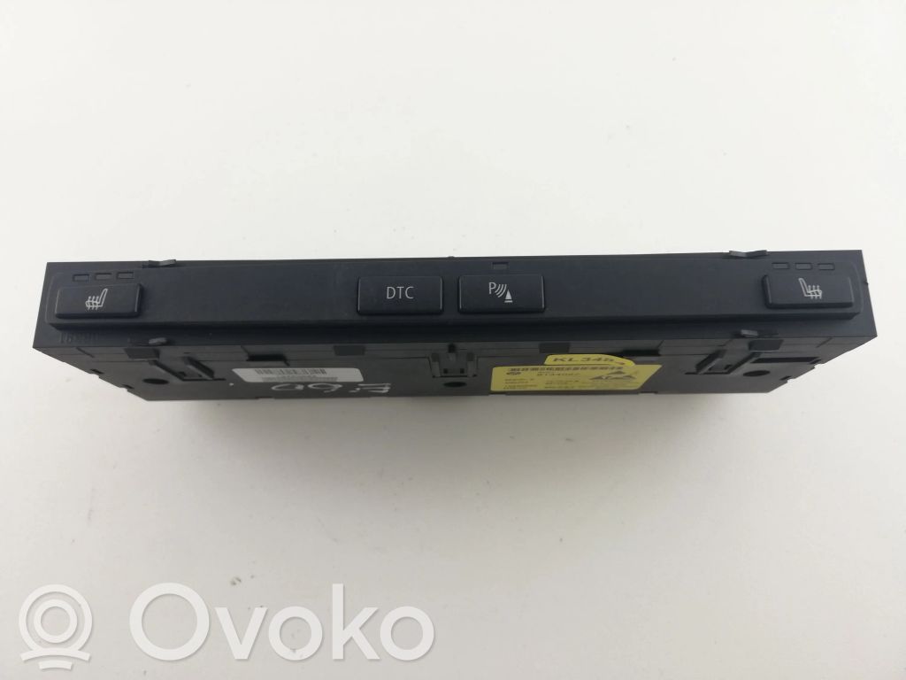 BMW 5 E60 E61 Seat heating switch 