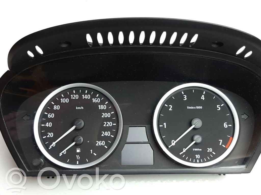 BMW 5 E60 E61 Speedometer (instrument cluster) 