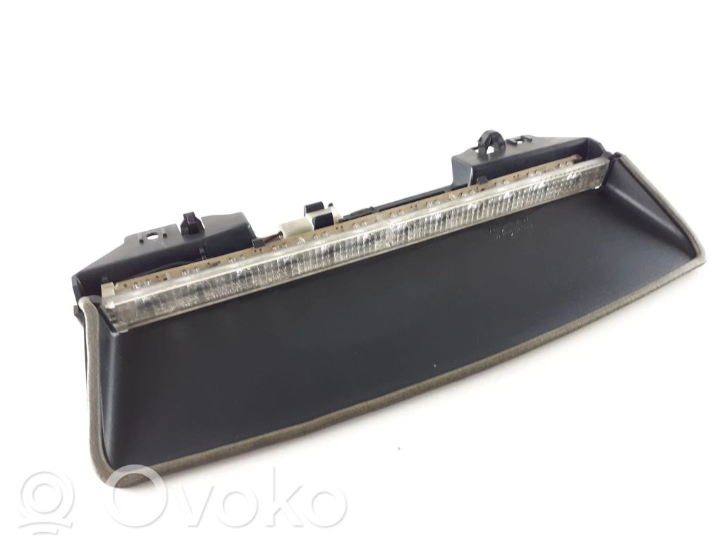 Jaguar X-Type Third/center stoplight 