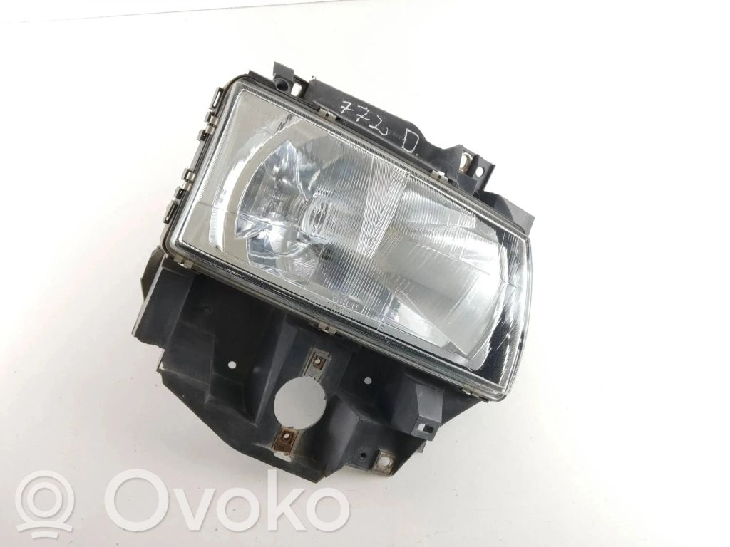 Volkswagen Transporter - Caravelle T4 Headlight/headlamp 