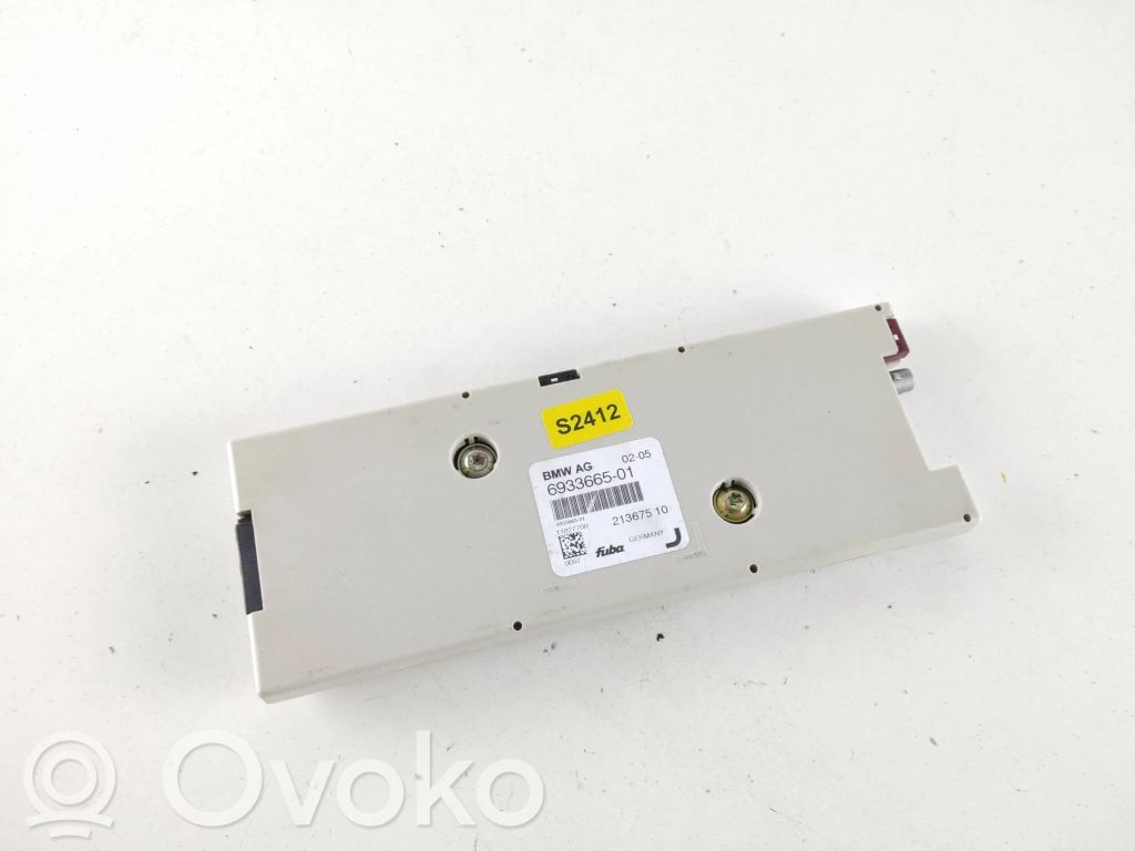 BMW 7 E65 E66 Antenas pastiprinātājs 