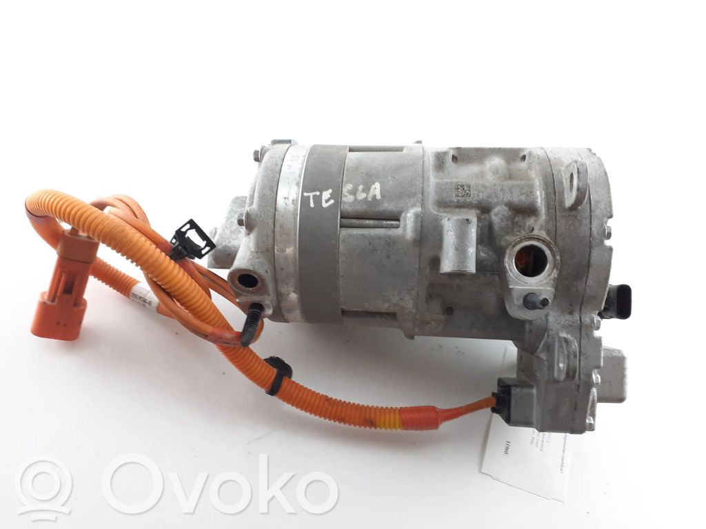 Tesla Model 3 Air conditioning (A/C) compressor (pump) 