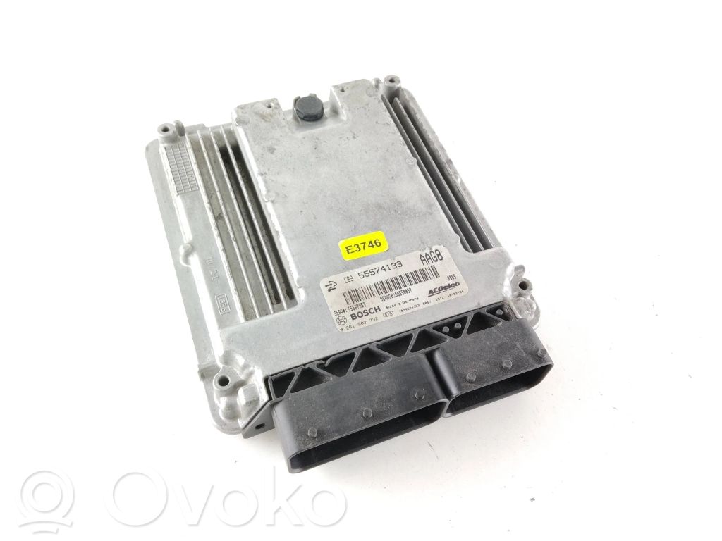 Opel Insignia A Engine control unit/module 