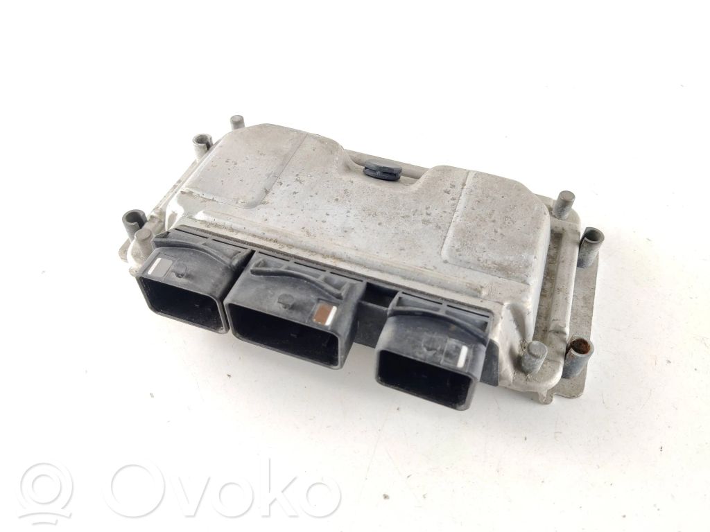 Citroen Berlingo Engine control unit/module 