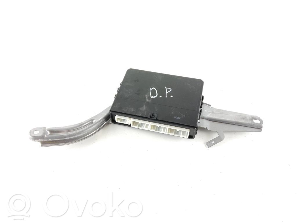 Lexus LS 460 - 600H Unité de commande module de porte 