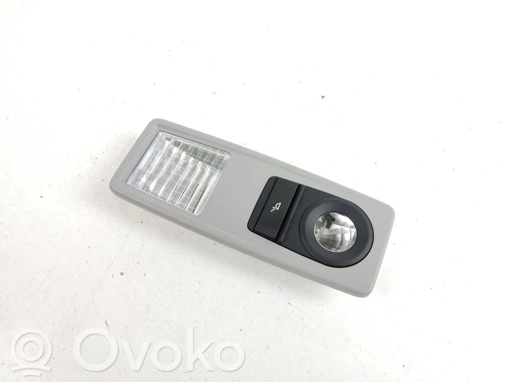 BMW X3 F25 Lampka podsufitki tylna 