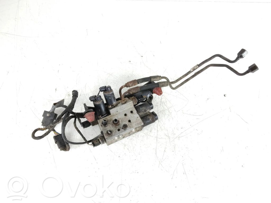 BMW 7 E65 E66 Active stabilizer control/valve assembly 