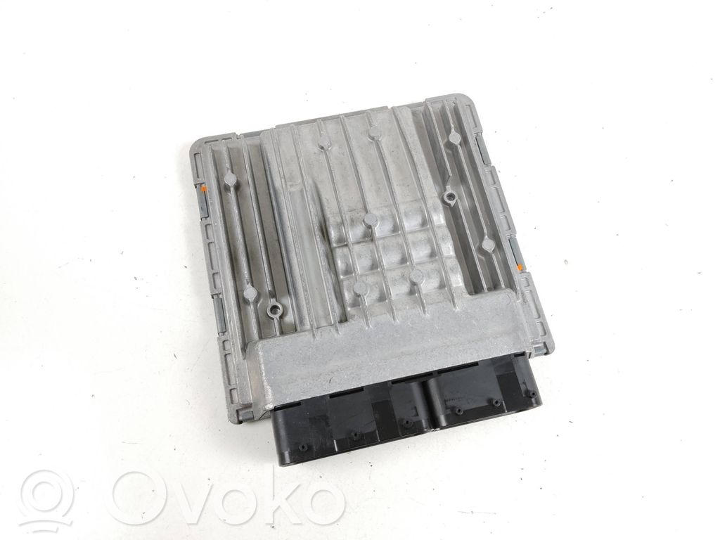 BMW 3 E92 E93 Engine control unit/module 