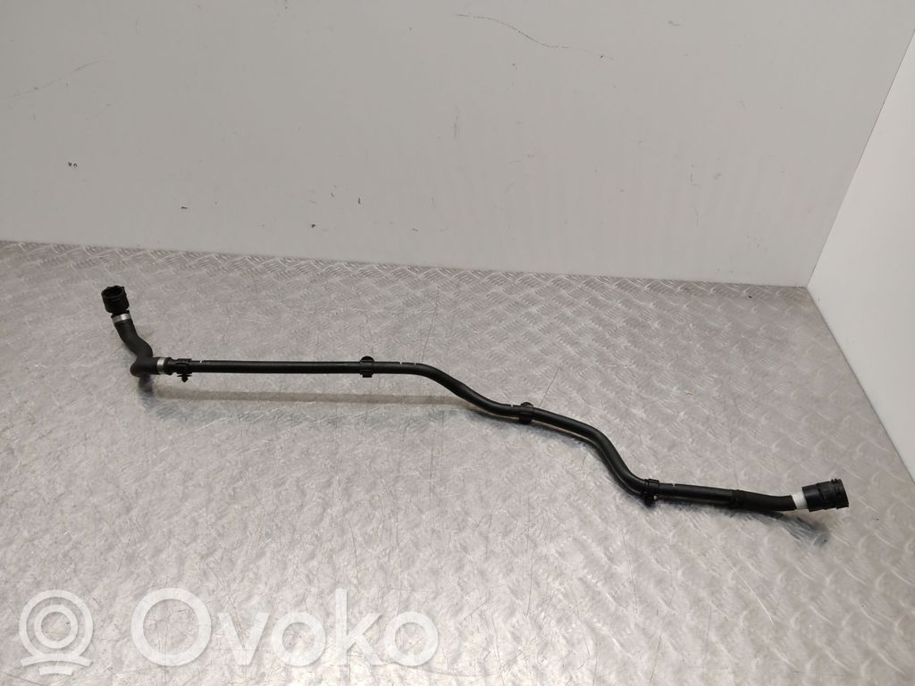 BMW iX Conductă/furtun lichid de răcire motor 