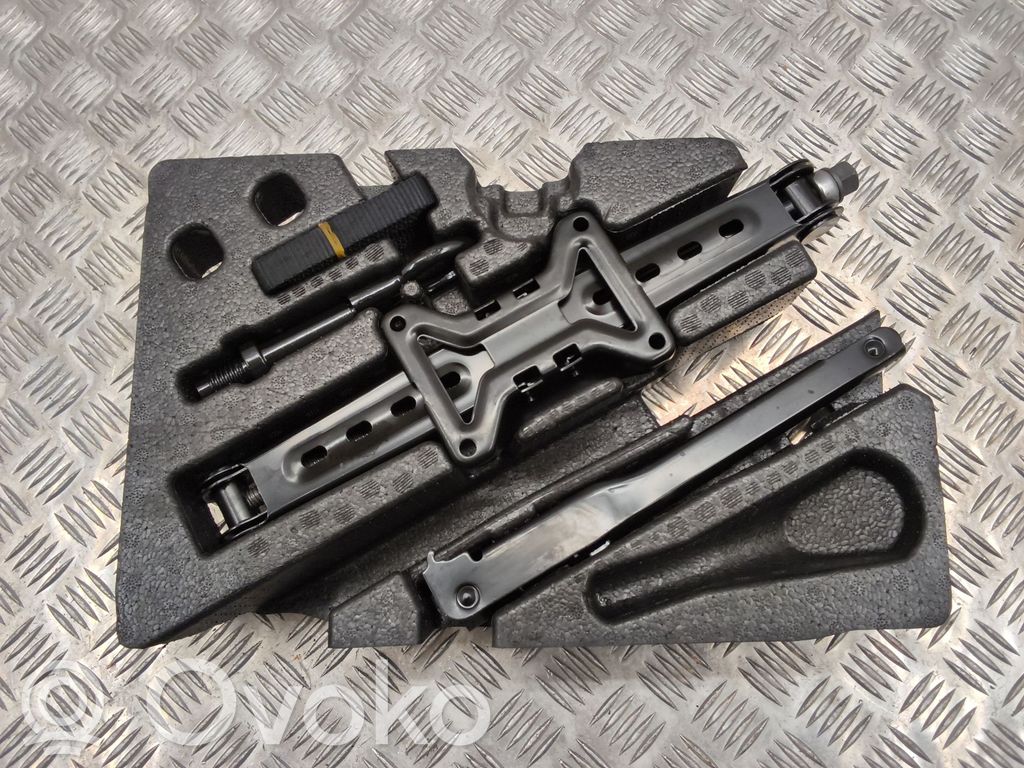 Ford Galaxy Tool set 