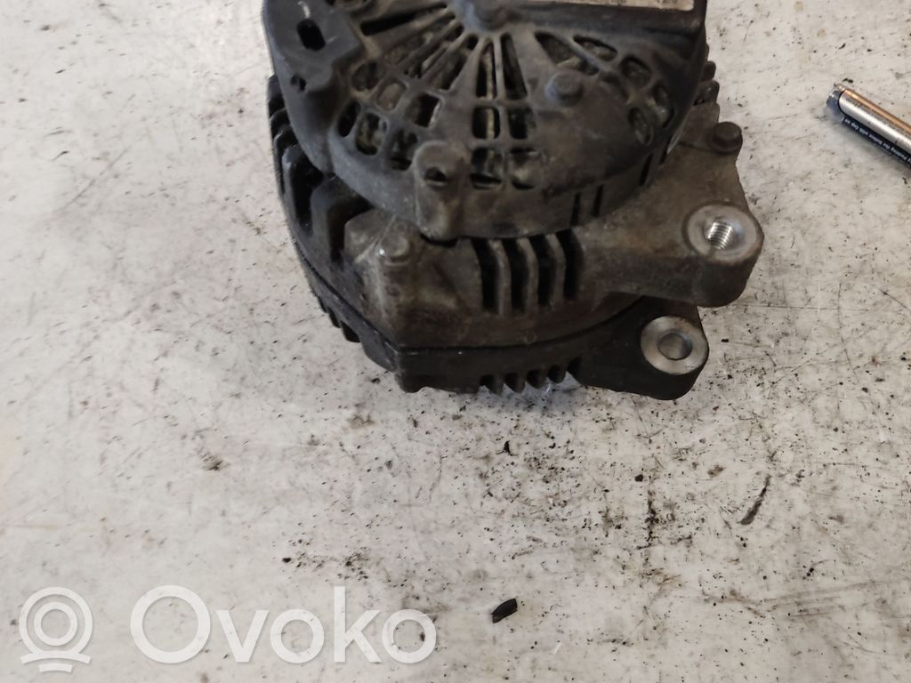 Suzuki XL7 I Generatore/alternatore 