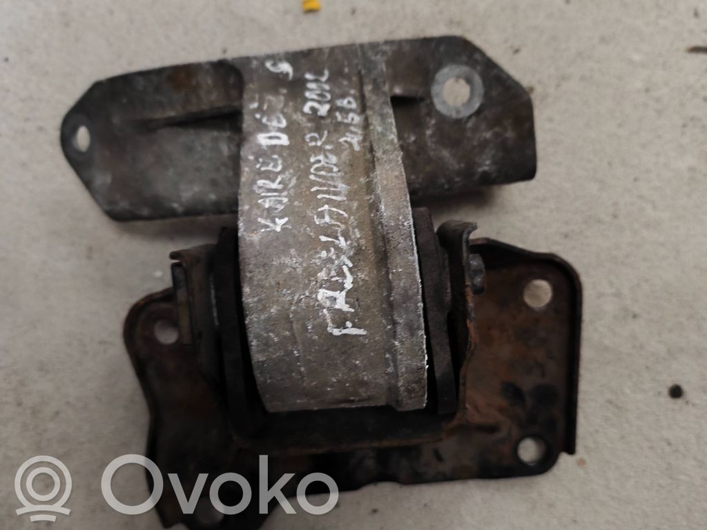 Land Rover Freelander Engine mount bracket 