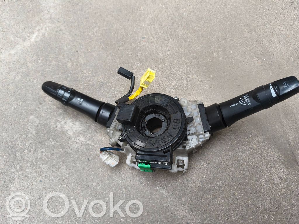 Mitsubishi L200 Commodo, commande essuie-glace/phare 