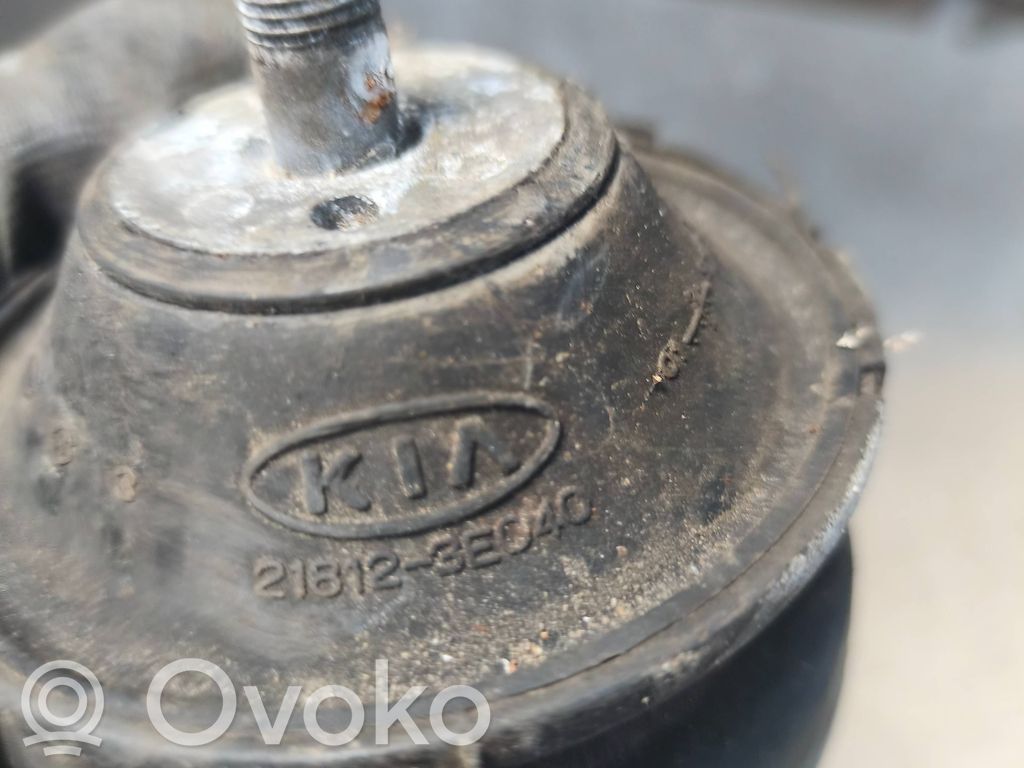 KIA Sorento Engine mount bracket 
