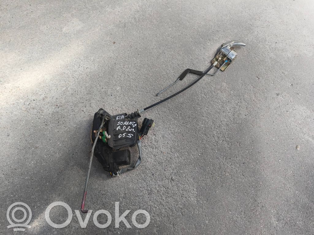 KIA Sorento Priekšpusē slēdzene 