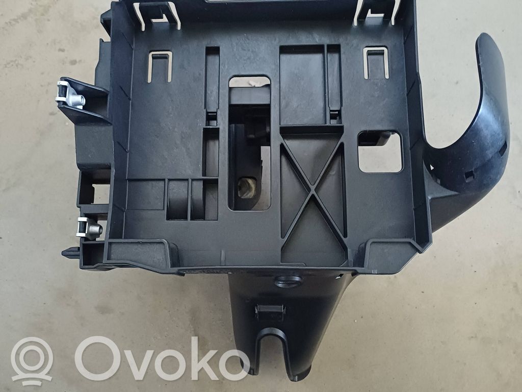 Audi A3 S3 8V Skrzynka bezpieczników / Komplet 
