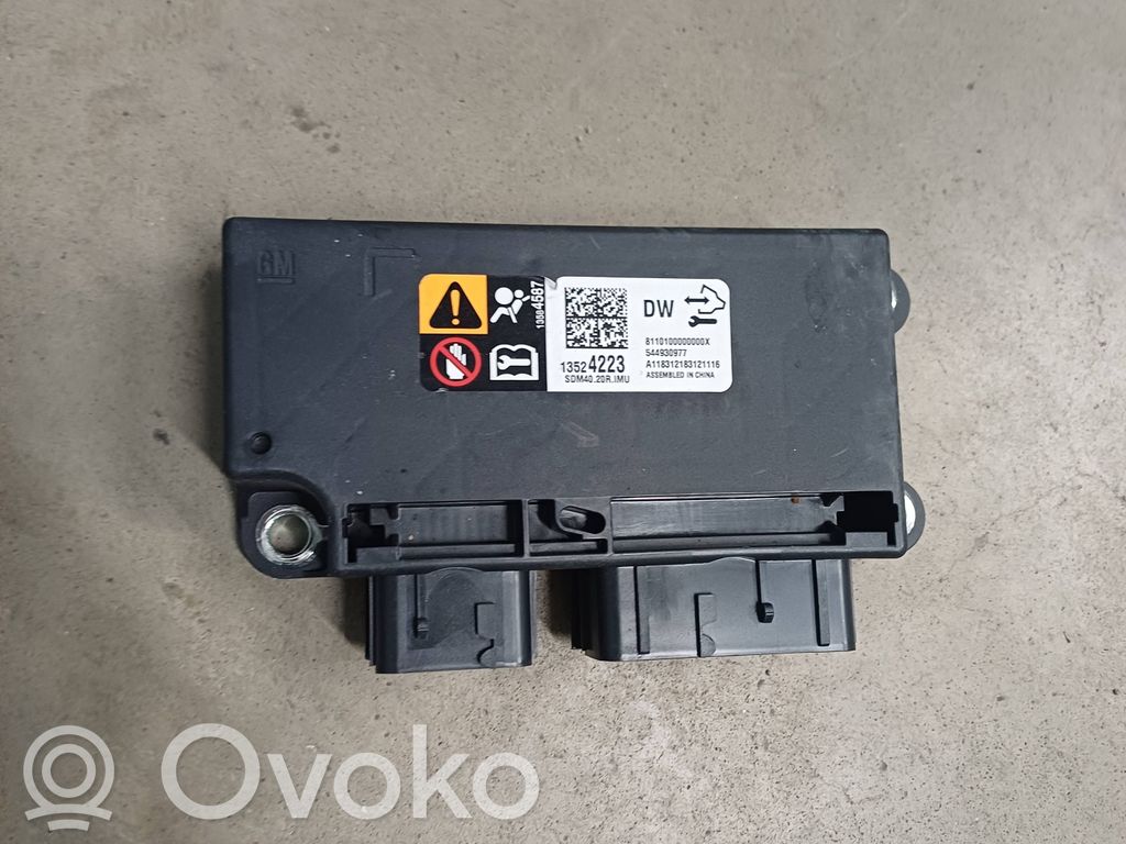 Buick Encore I Airbag control unit/module 
