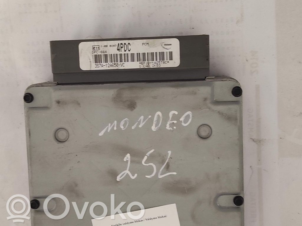 Ford Mondeo Mk III Engine control unit/module 