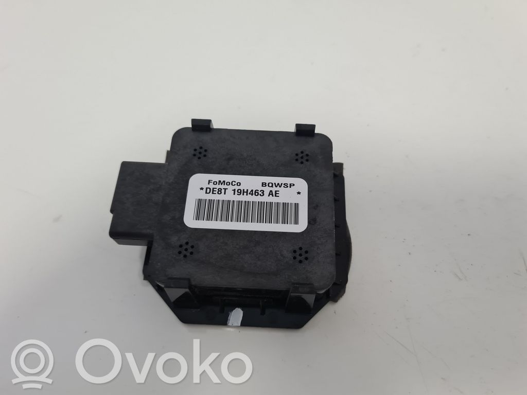 GPS-pystyantenni   DE8T19H463AE