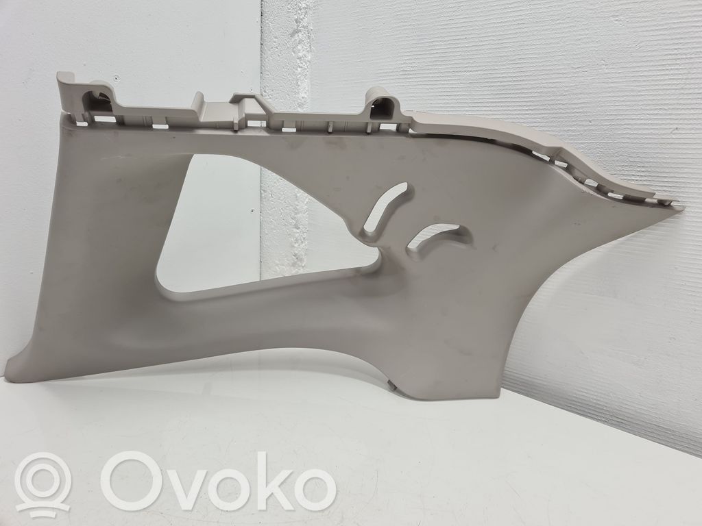 Nissan Note (E12) Otros repuestos del interior 