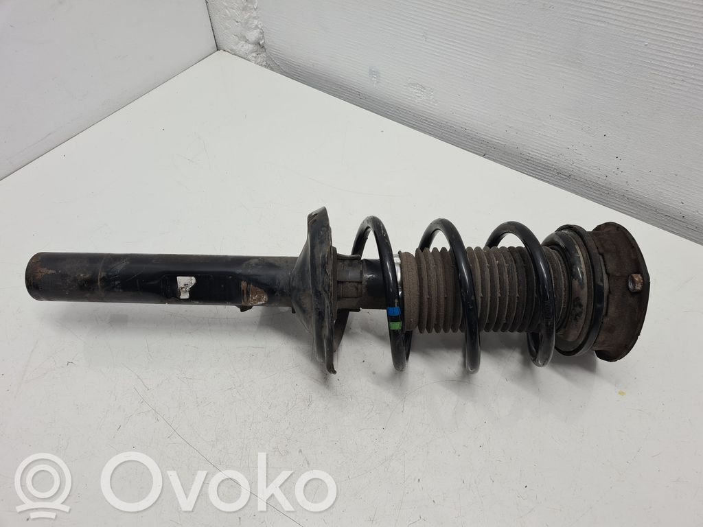 Volkswagen Golf VII Amortyzator przedni 