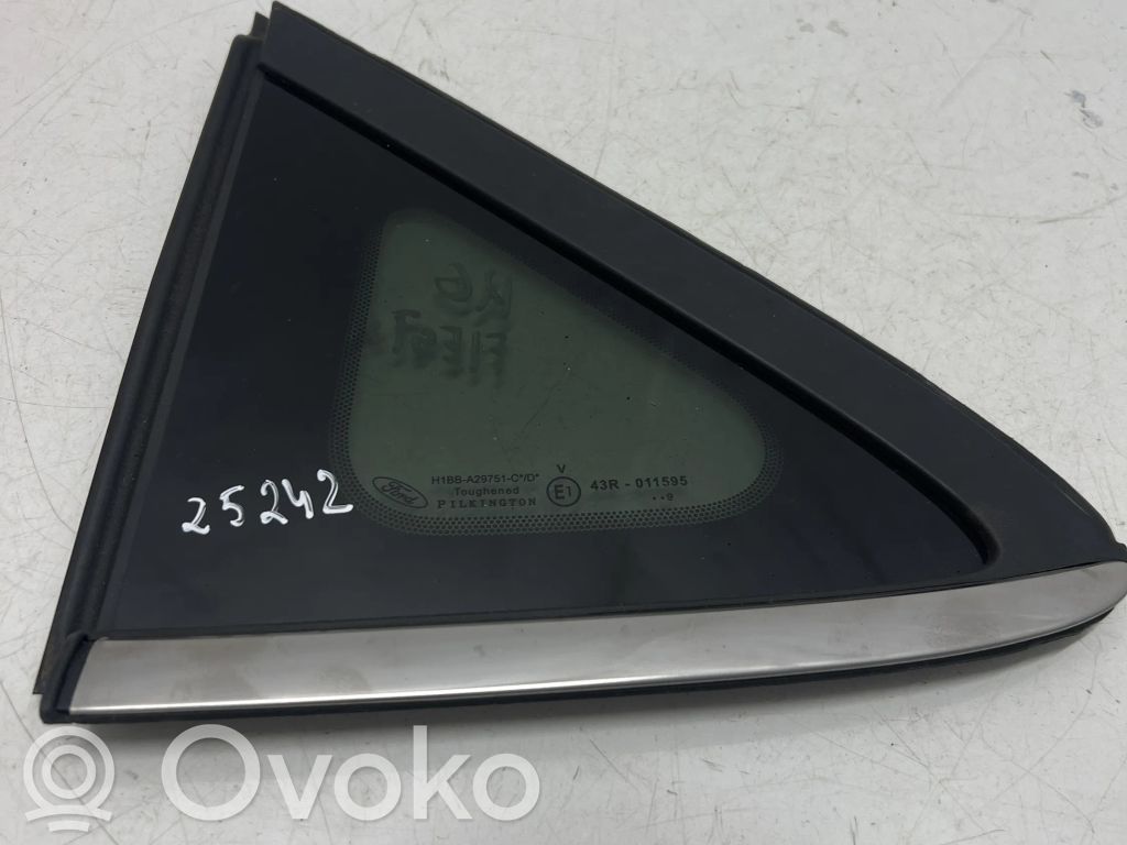 Mercedes-Benz A W169 Trikampis stiklas kėbulo priekyje 