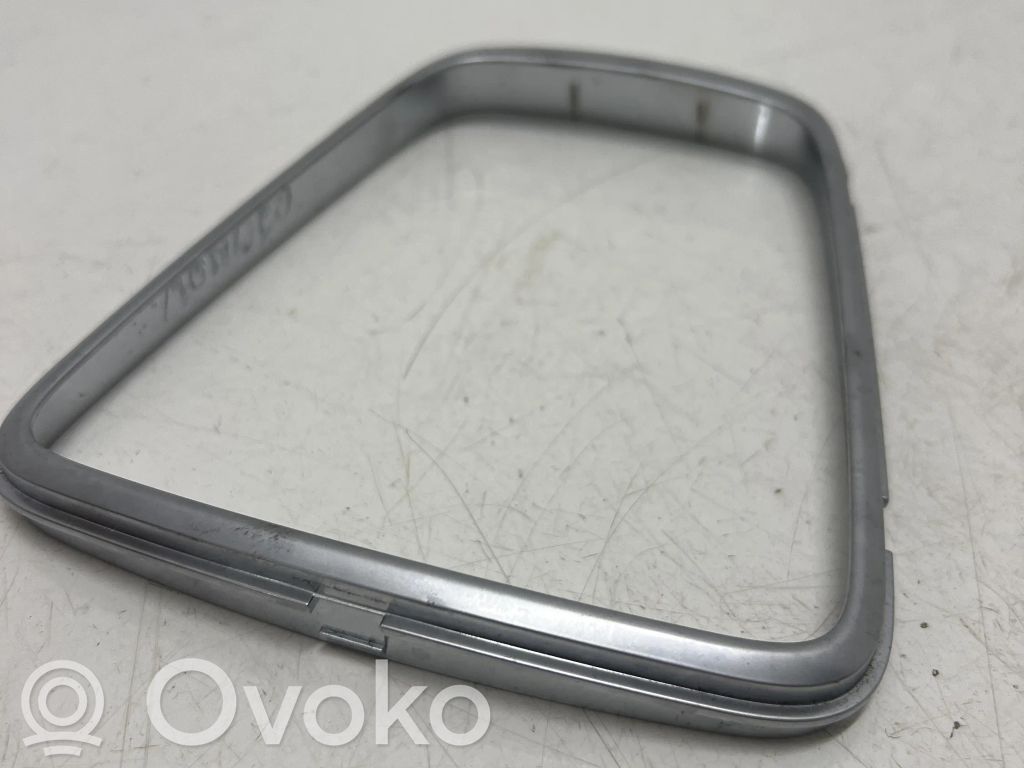 Ford Mondeo MK V Pavarų perjungimo svirties apdaila (plastikinė) 