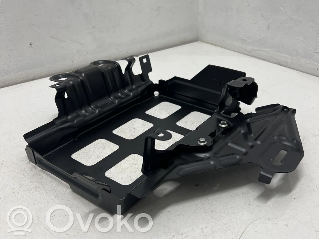 Ford Puma Hibrido/ elektromobilio akumuliatoriaus laikiklis/ kronšteinas 