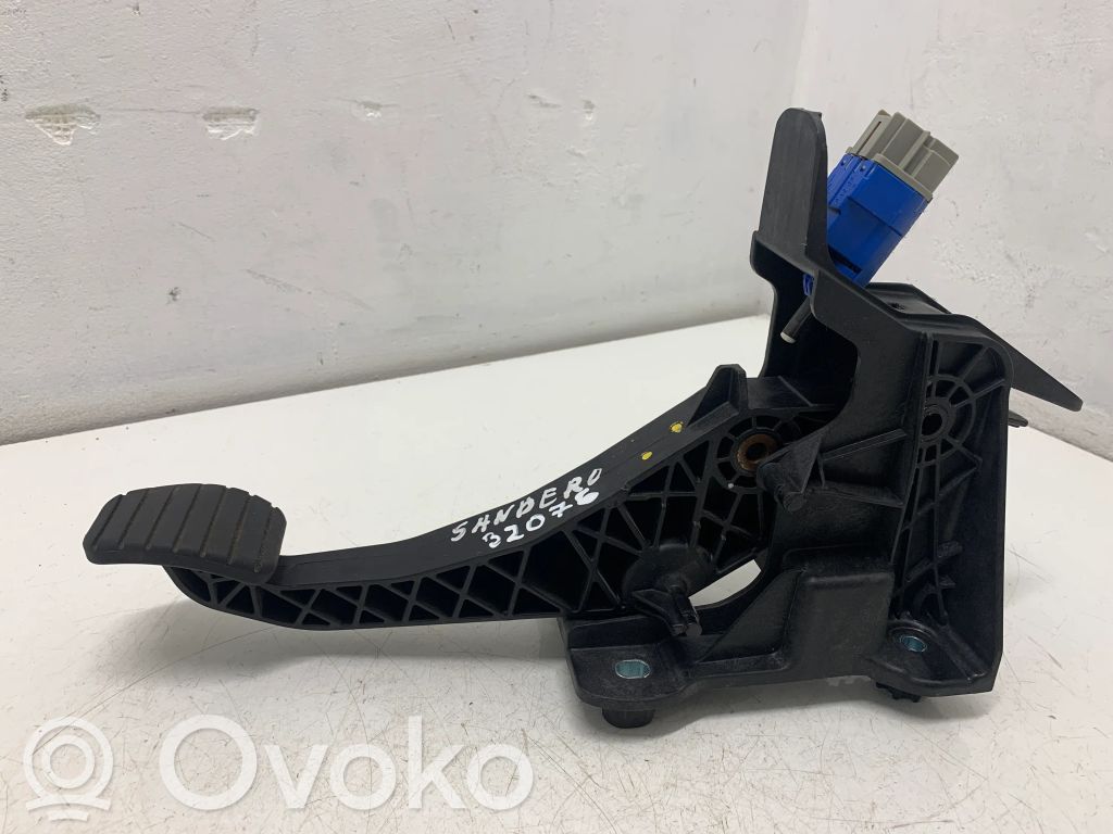 Dacia Sandero Pedał sprzęgła 