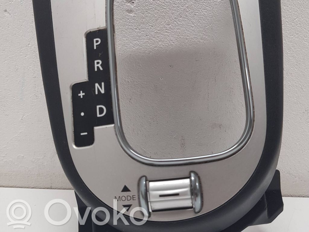 Citroen C-Crosser Sygnalizator zmiany biegów 
