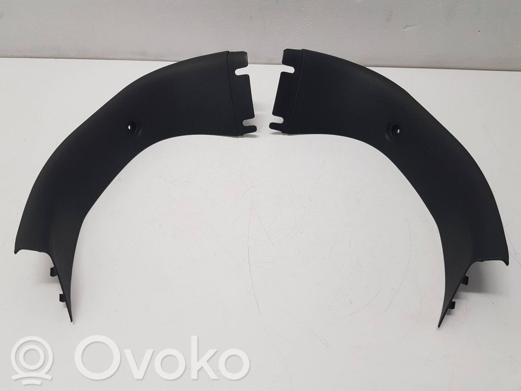 BMW 1 E81 E87 Tailgate/trunk side cover trim 