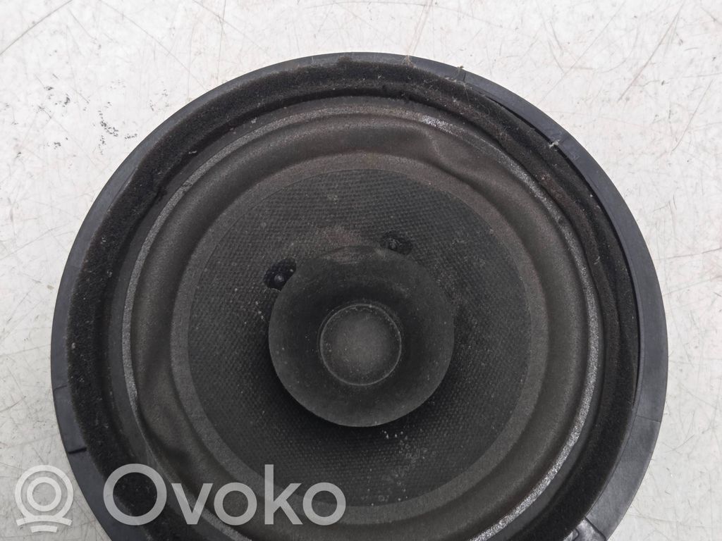 Suzuki Grand Vitara II Front door speaker 