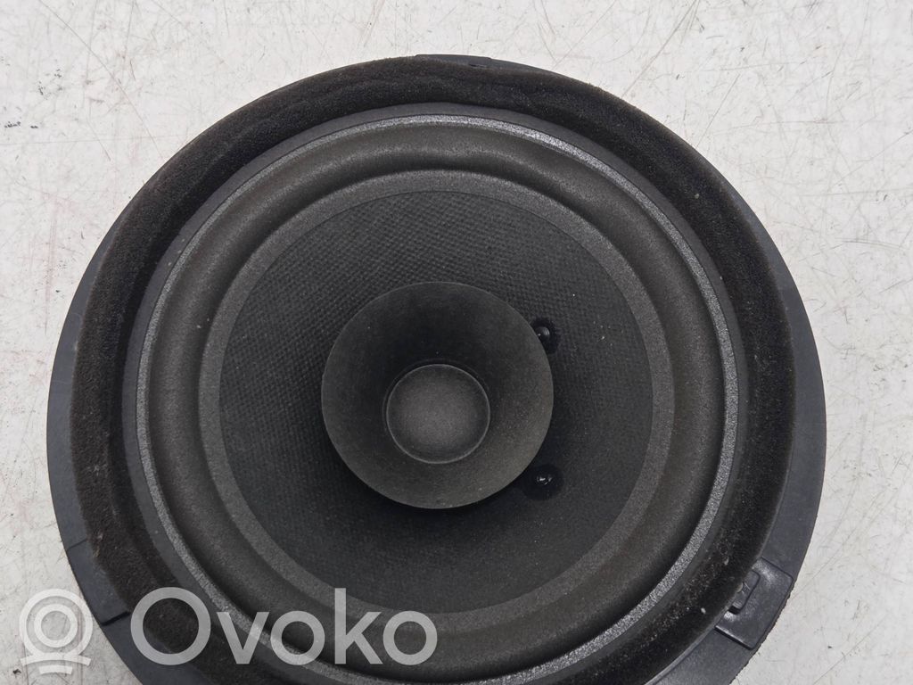 Suzuki Grand Vitara II Rear door speaker 