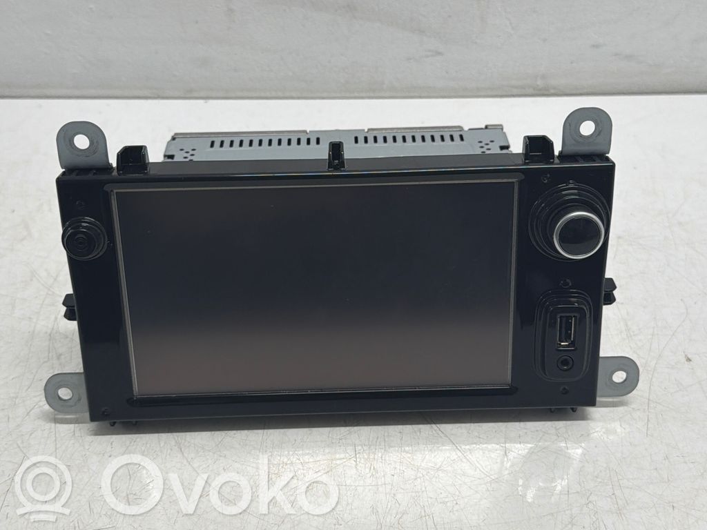 Renault Clio IV Unité principale radio / CD / DVD / GPS 