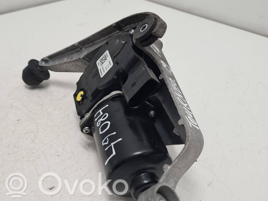 Ford Transit -  Tourneo Connect Silniczek wycieraczek szyby przedniej / czołowej 