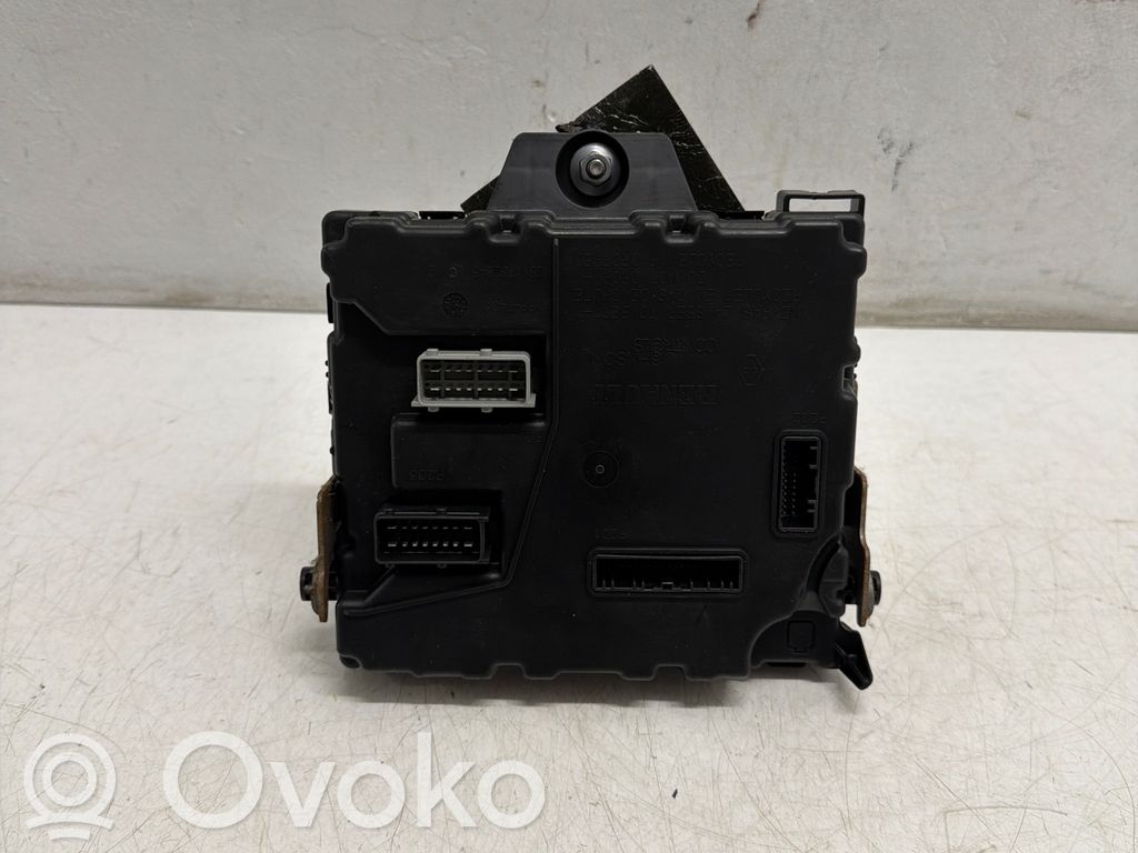 Renault Kangoo II Sonstige Steuergeräte / Module 