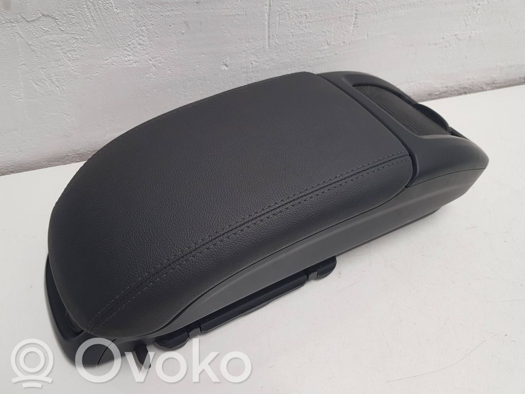 Opel Zafira C Reposabrazos 