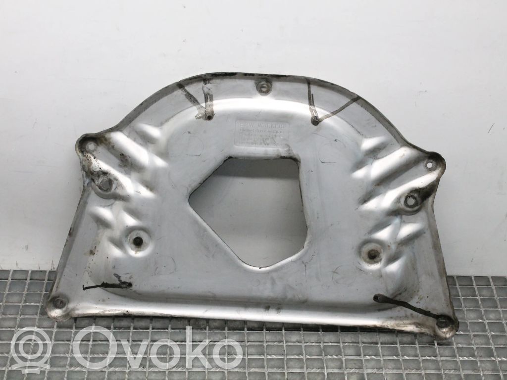 BMW 6 E63 E64 Variklio dugno apsauga 