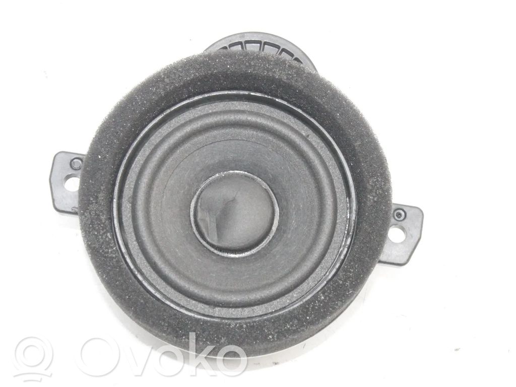 Volvo XC40 Enceinte de porte arrière 
