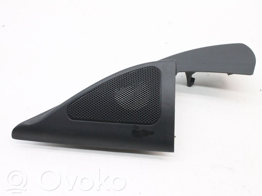 Cache enceinte centrale   876512P000