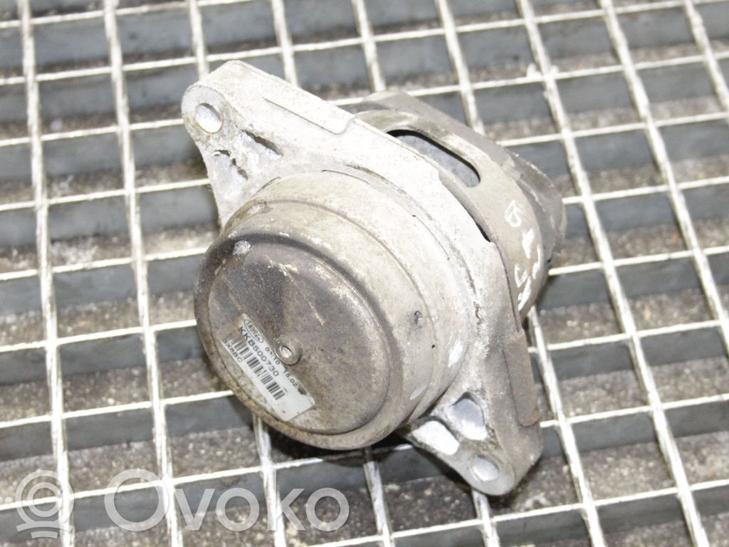Land Rover Range Rover L322 Engine mount bracket 