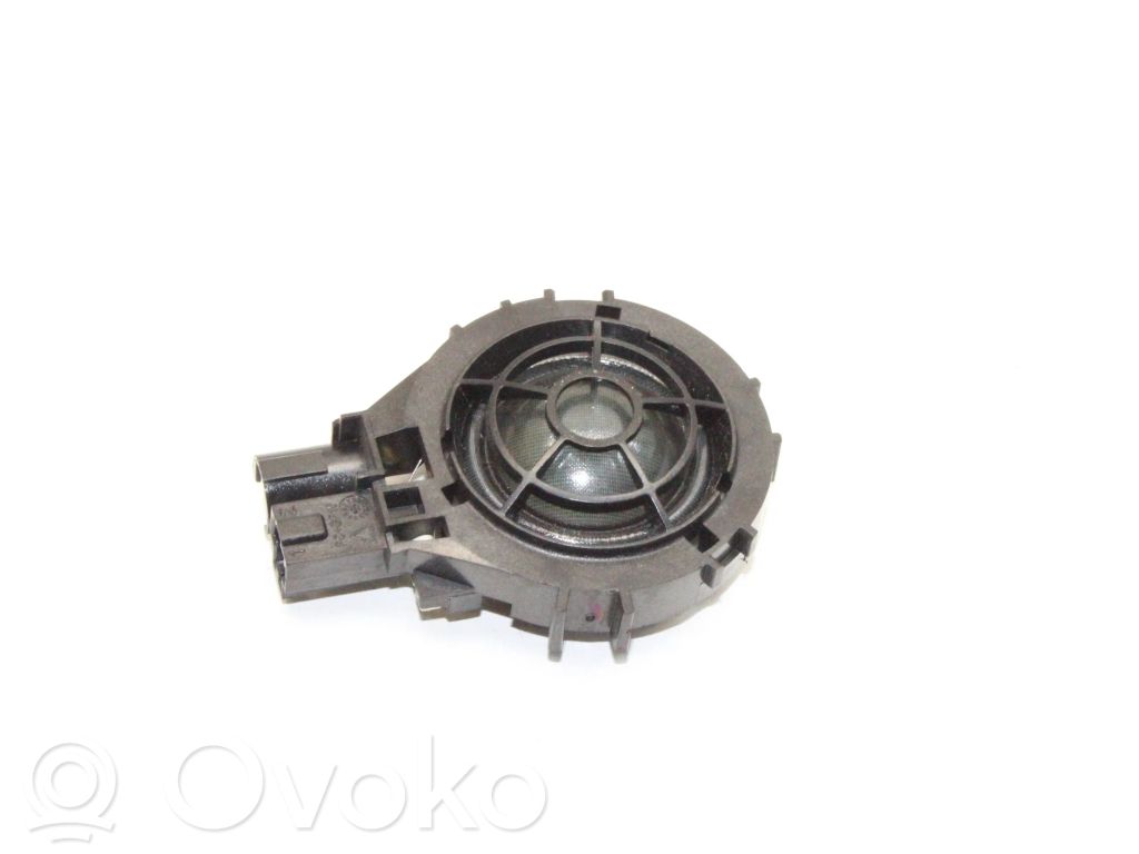 Audi A3 S3 8V Altavoz de la puerta trasera 
