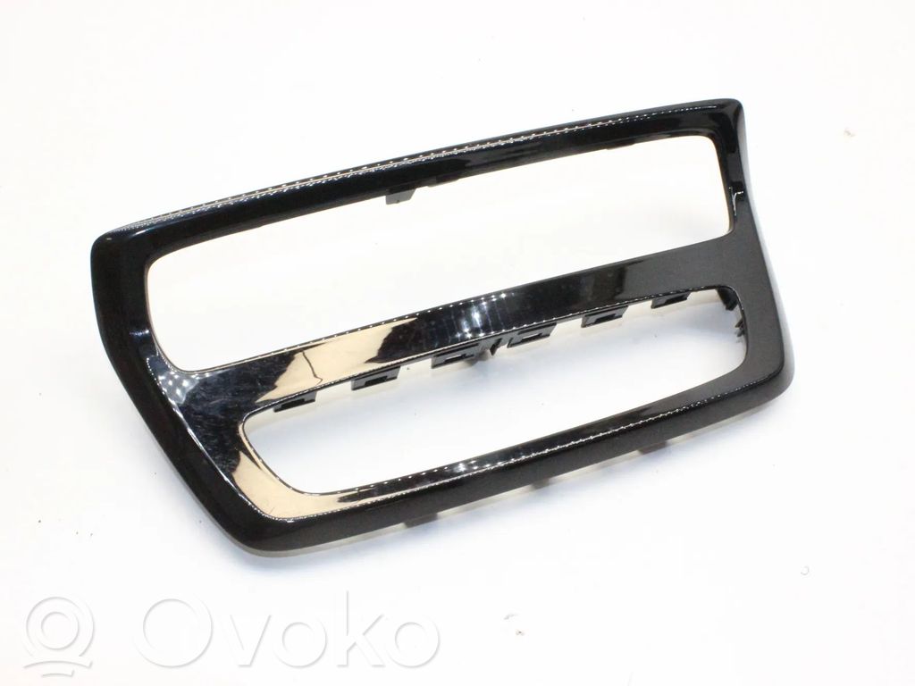 Opel Mokka B Rivestimento del vano portaoggetti del cruscotto
