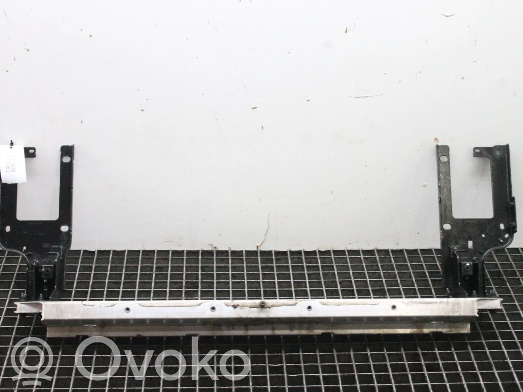 Land Rover Range Rover Evoque L551 Panel mocowanie chłodnicy / dół 