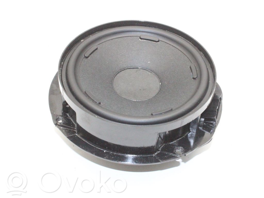 Altavoz de la puerta trasera   11A035453E