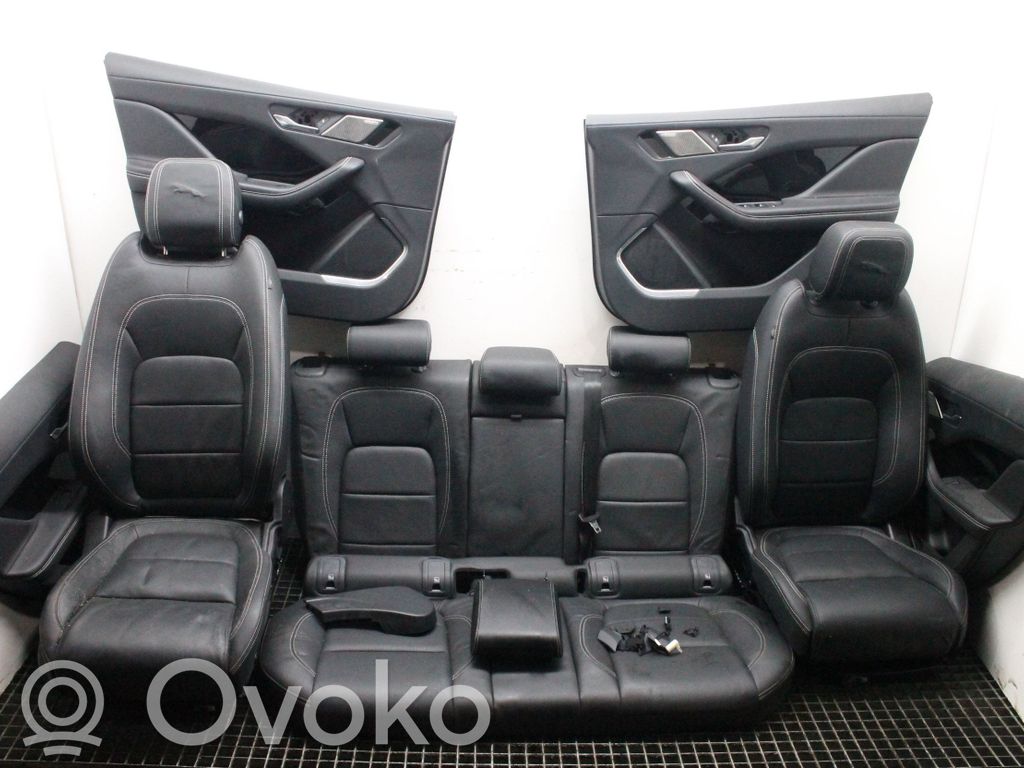 Interior set
