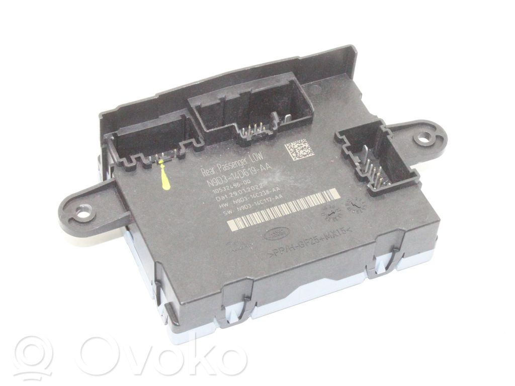 Unidad de control/módulo de la puerta   N9D314D619AA