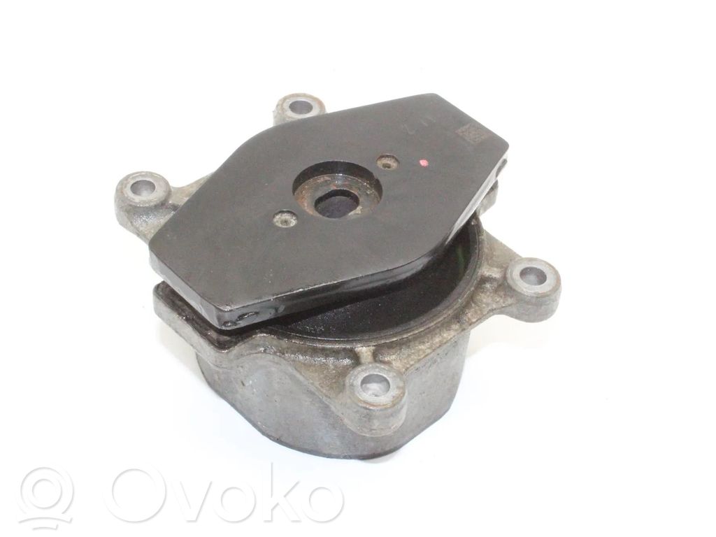Soporte de montaje del motor   J9D37M121AD